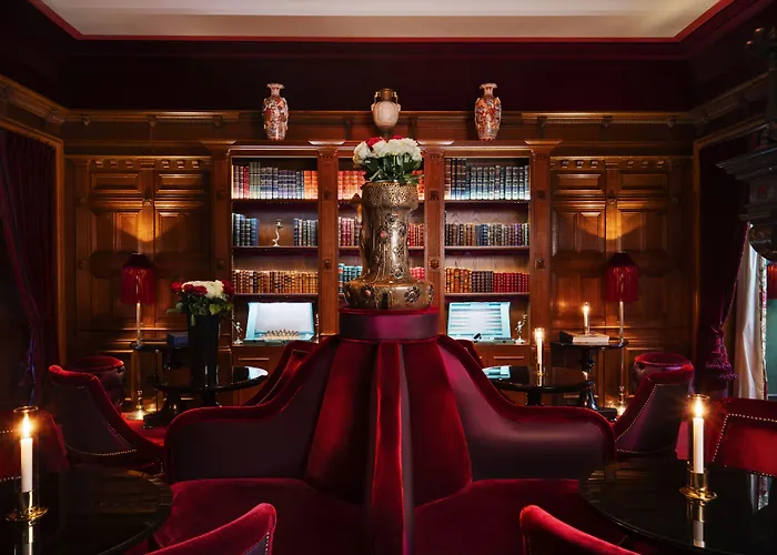 Maison Souquet, & 5* Paris
