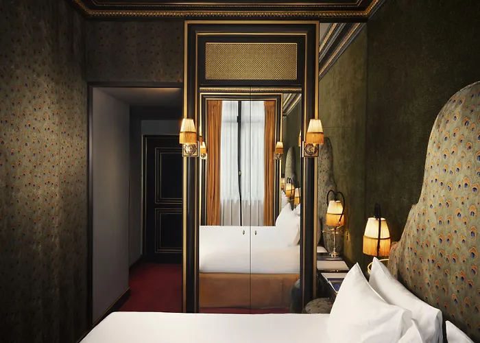 Maison Souquet, & 5* Paris