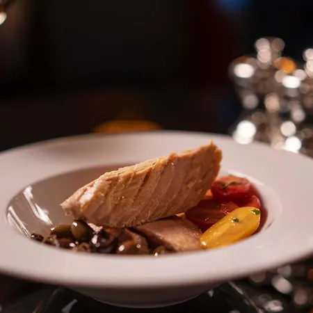 Maison Souquet, & מלון