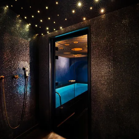 Maison Souquet, & باريس