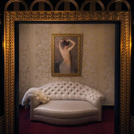 Maison Souquet, & מלון 5*