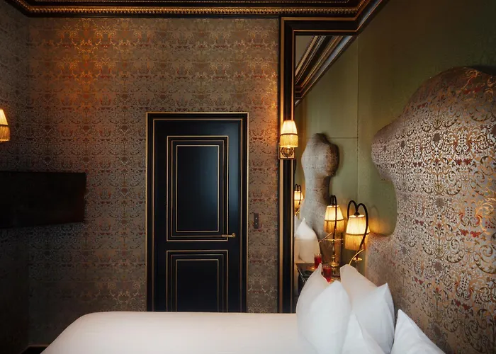 Maison Souquet 5* Paris