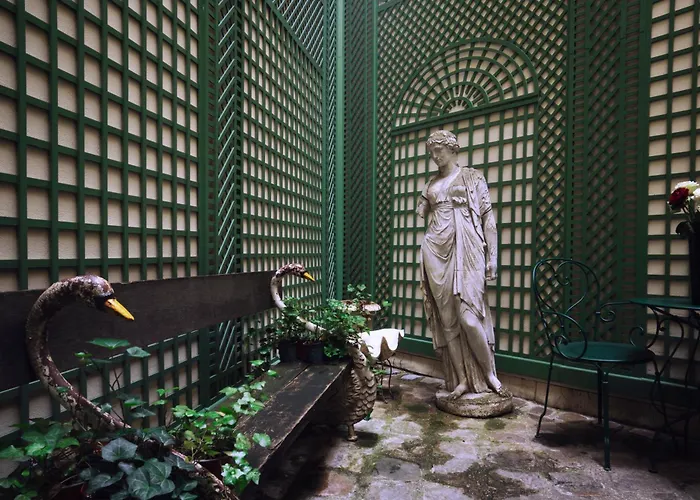 Maison Souquet, & מלון 5*